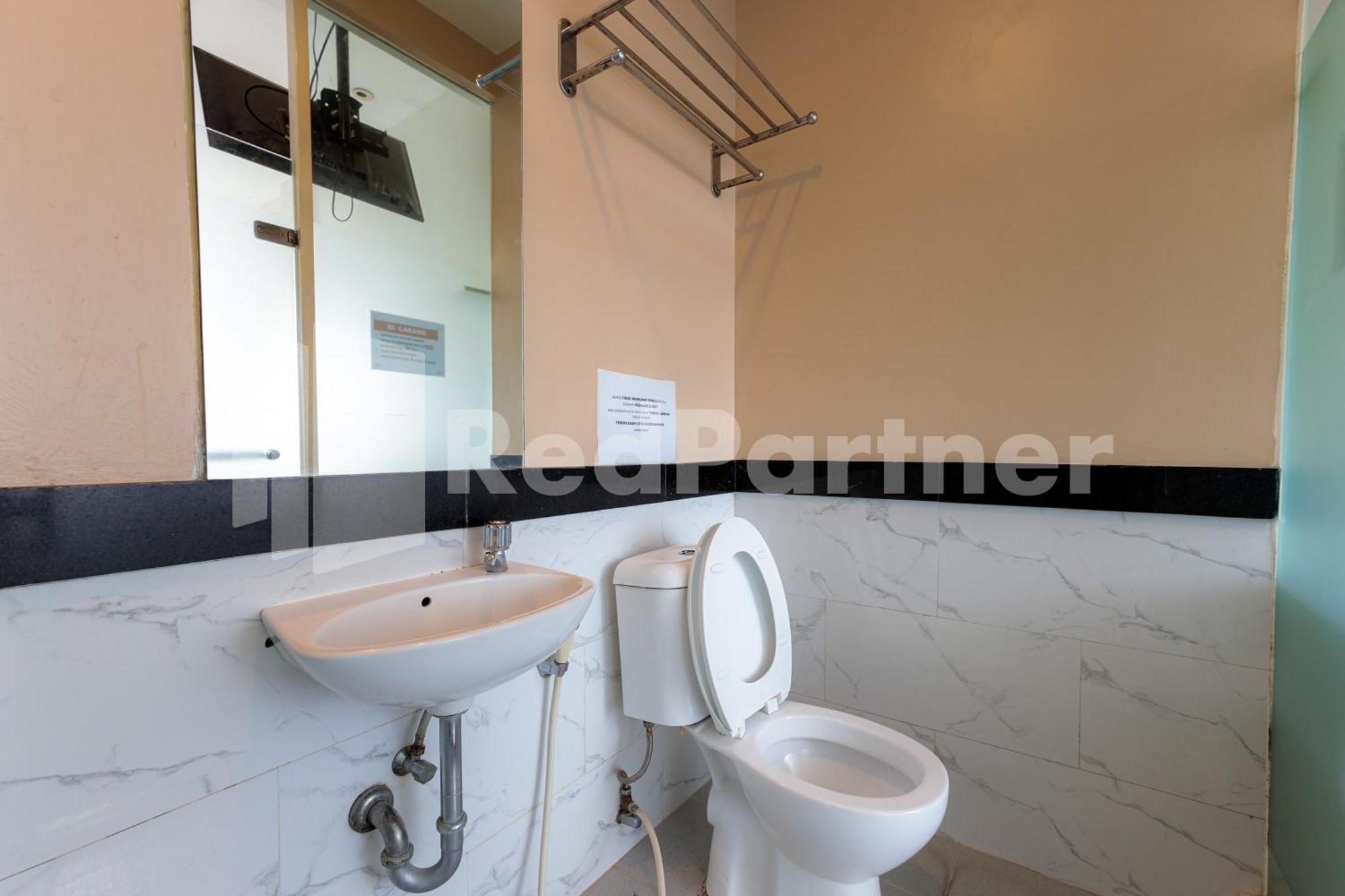 Ichiza Room Redpartner Jakarta Exterior foto
