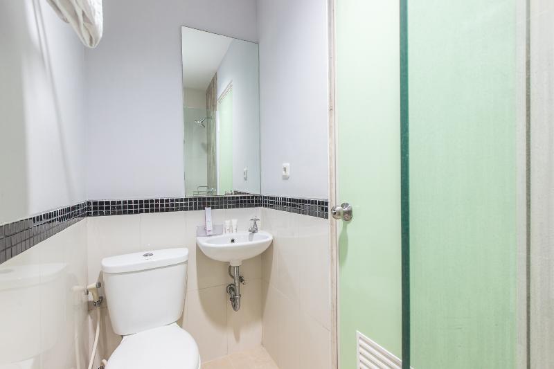 Ichiza Room Redpartner Jakarta Exterior foto